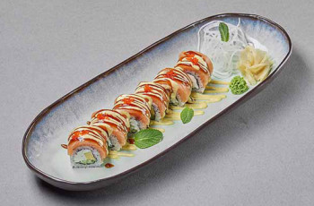 Ролл лосось манго пэшн